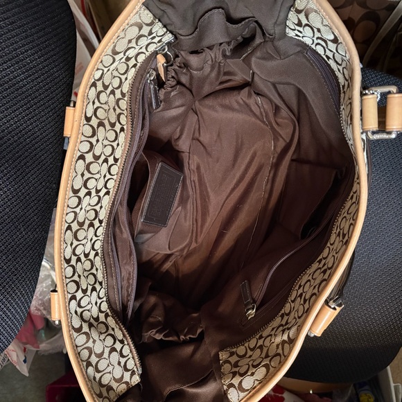 Stylish Tan and Brown Women's Tote Bag - Picture 6 of 6